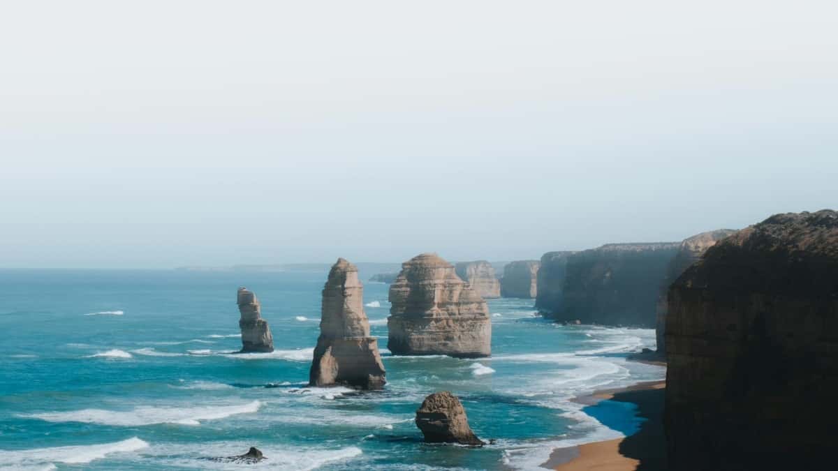 US Brands: Find Algeria Xiaohongshu Mid-Tier Creators Fast